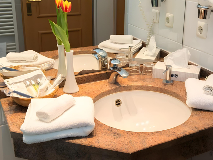 Bathroom 2, Hotel Jungclaus, Herzogtum Lauenburg