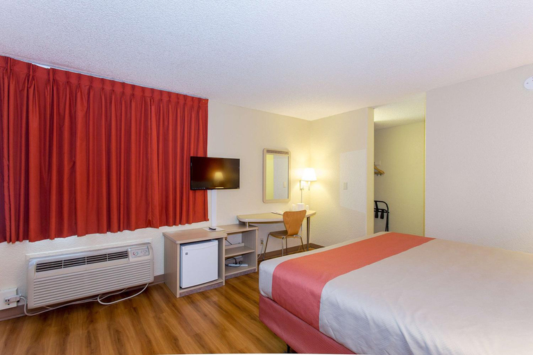 Bedroom 3, Cathedral Hill Hotel, San Francisco