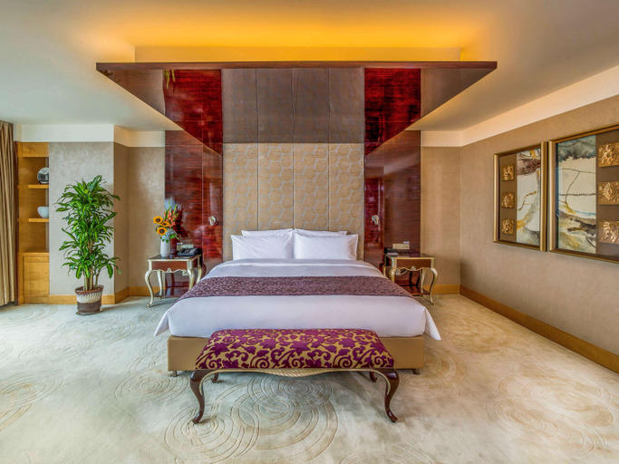 Bedroom 4, Pullman Linyi Lushang, Linyi