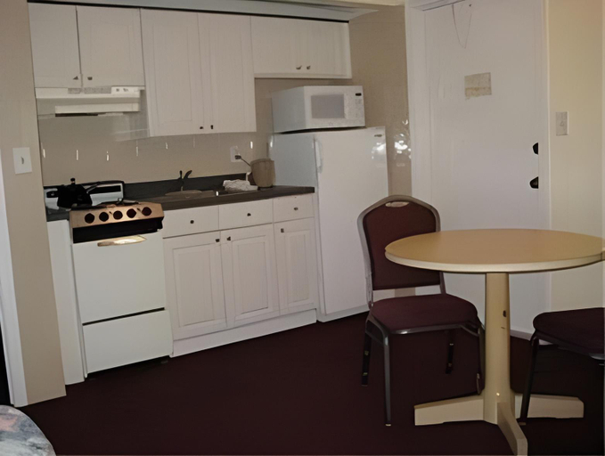 Others 2, Surf Side Resort, Broward