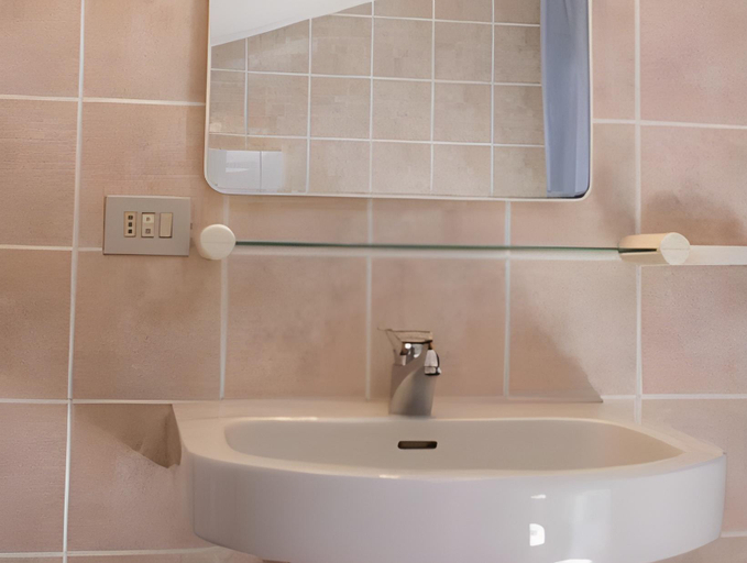 Bathroom 3, Blu Baita, Olbia-Tempio