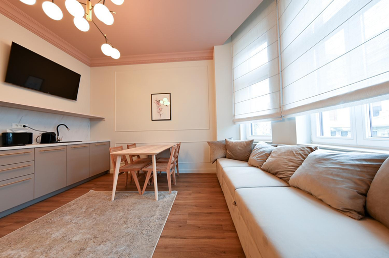 Others 3, Leda Residence, Oradea