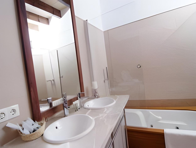 Bathroom 5, Can Joan Capo, Baleares