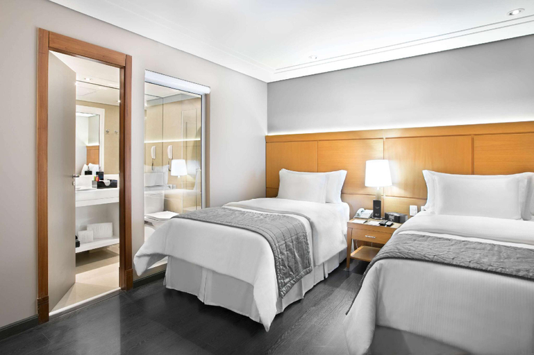 Bedroom 28