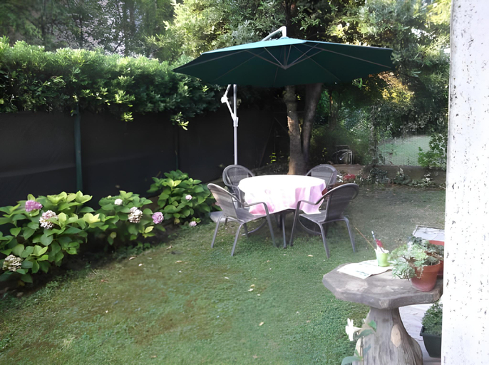 Others 3, Bed & Breakfast Agli Aceri, Verona