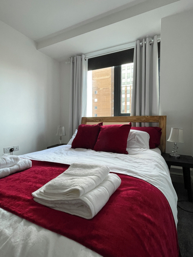 Bedroom 2, 2 Bed Urban Retreat in Sheffield, Sheffield