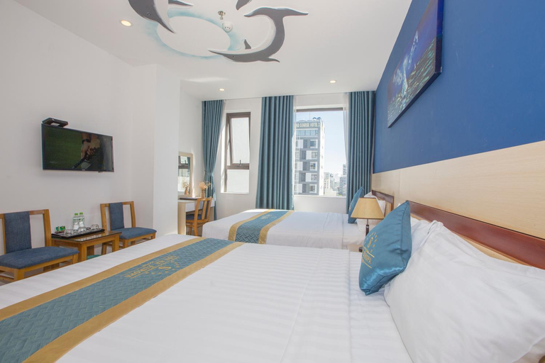 Bedroom 12