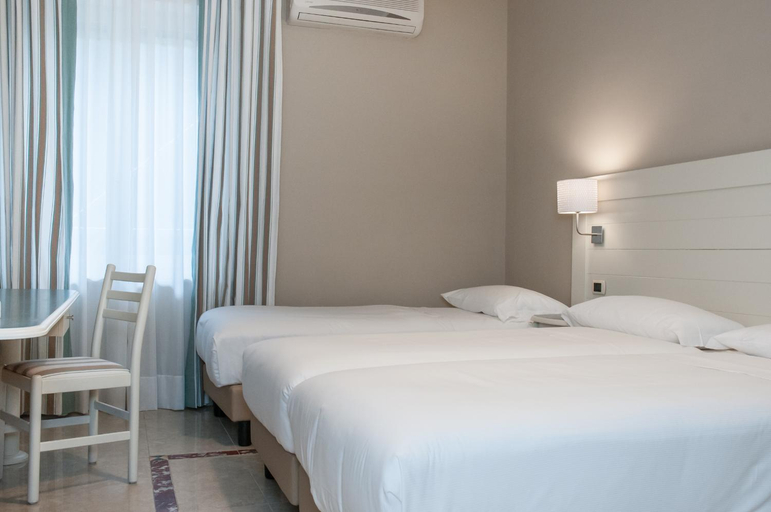 Bedroom 2, Astoria Hotel, Napoli