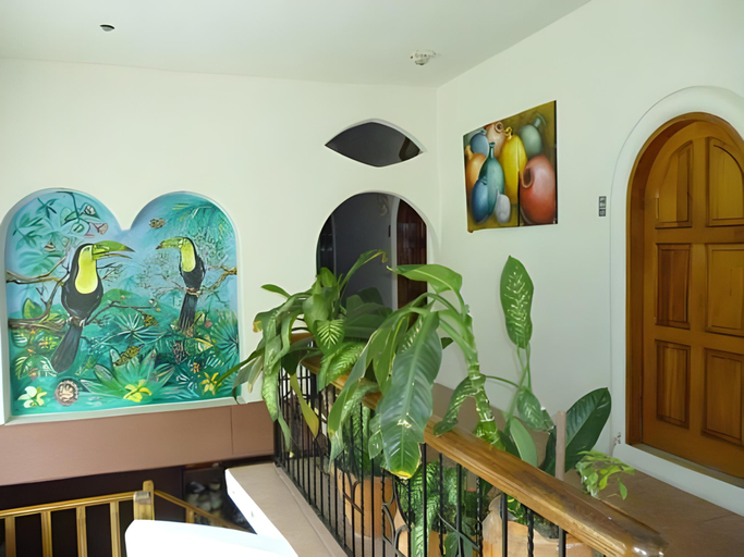 Others 4, Hotel Cordelia S, Dist. Pochutla