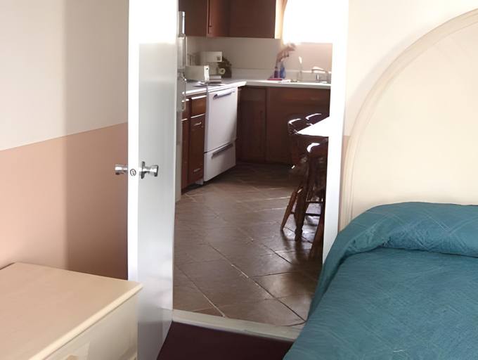 Bedroom, Royal Court Motel, Cape May