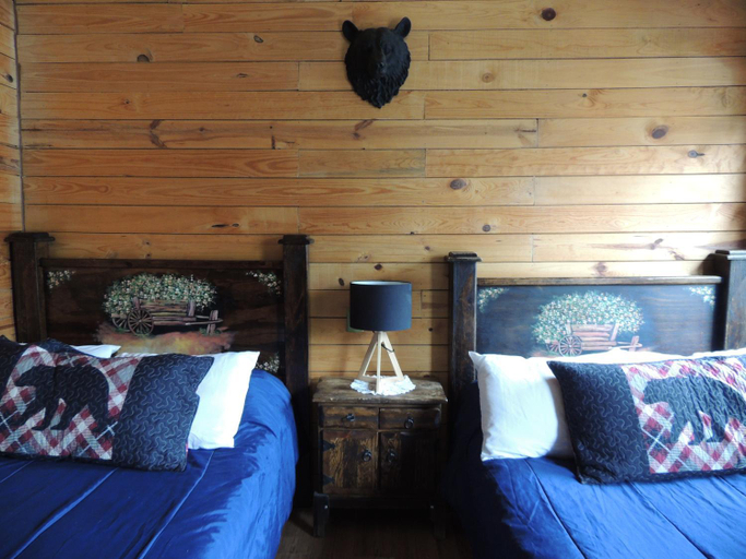 Bedroom 2, Cabanas Big Mountain, Ezequiel Montes
