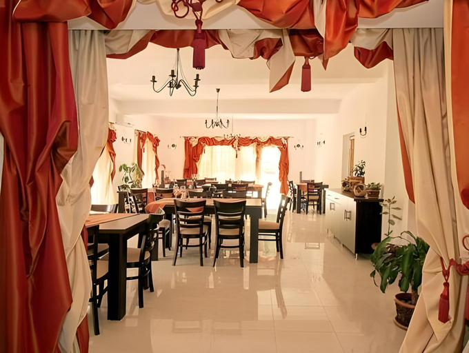 Food & Drinks 4, Hotel Domnitei, Calimanesti