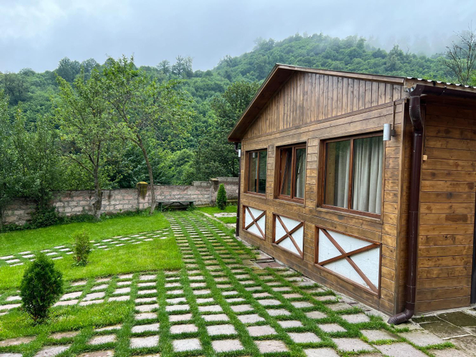 Others 3, Balkonchik GuestHouse