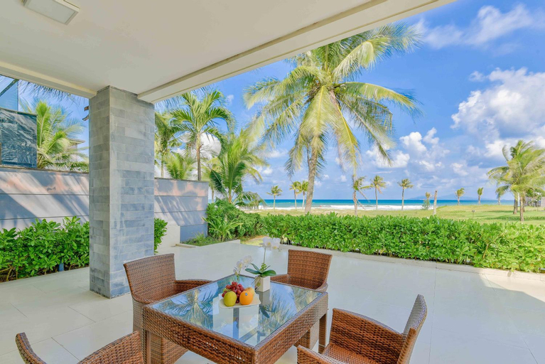 Golden Beachside Resort Danang, Ngũ Hành Sơn