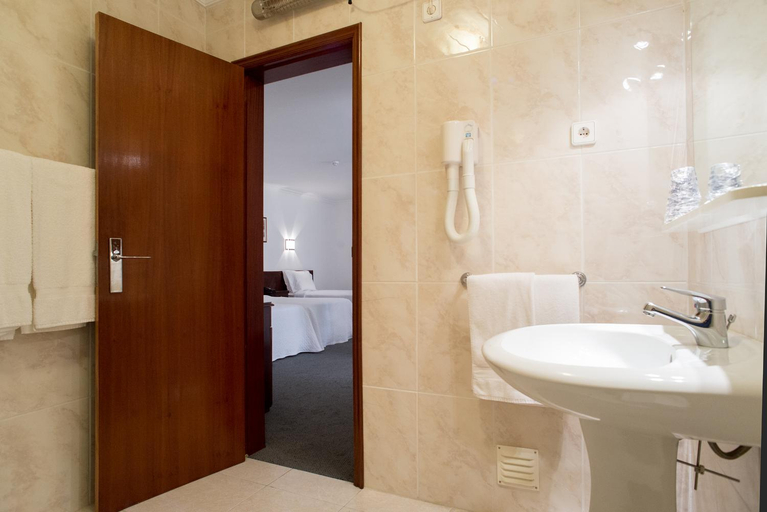 Bathroom 4, Hotel Boavista II, Melgaço