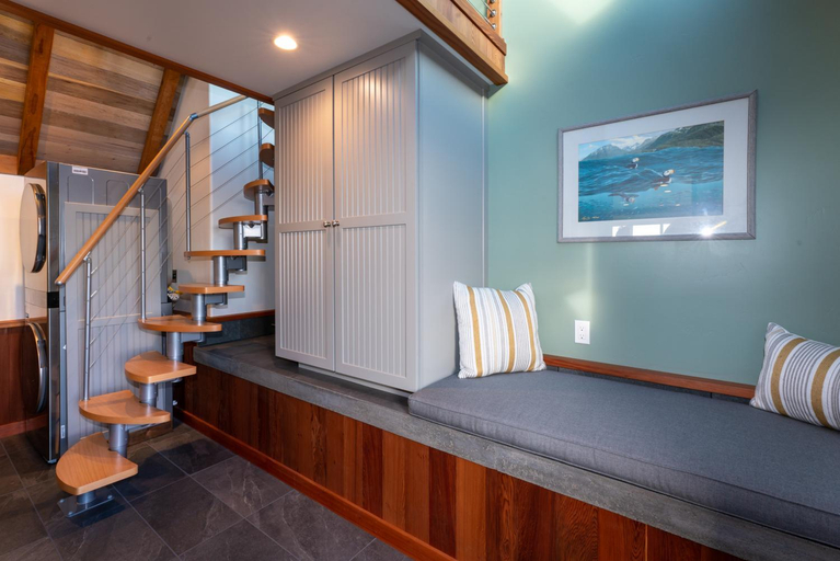 Bedroom 3, Spectacular Oceanfront Studio with Hot Tub & Loft, Mendocino