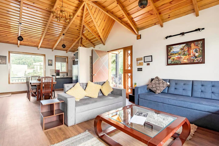 Others 2, The Lookout Luxury Cottage, Nainital