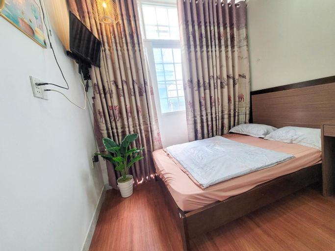 Bedroom 8