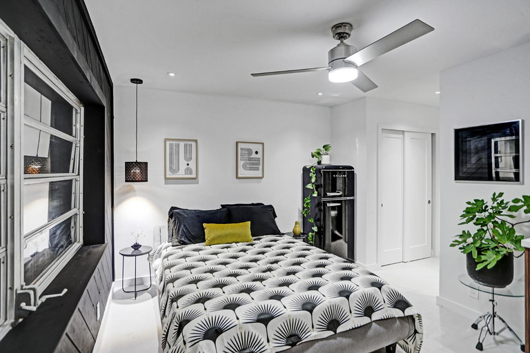 Others 5, Stylish Luxury Tropical Junior Suite, Broward