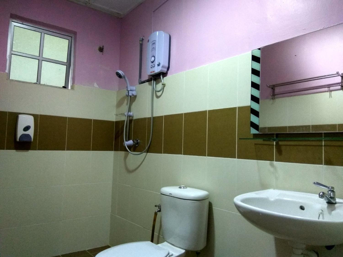 Bathroom 3, SY Homestay Cameron Highlands (Muslim only), Cameron Highlands