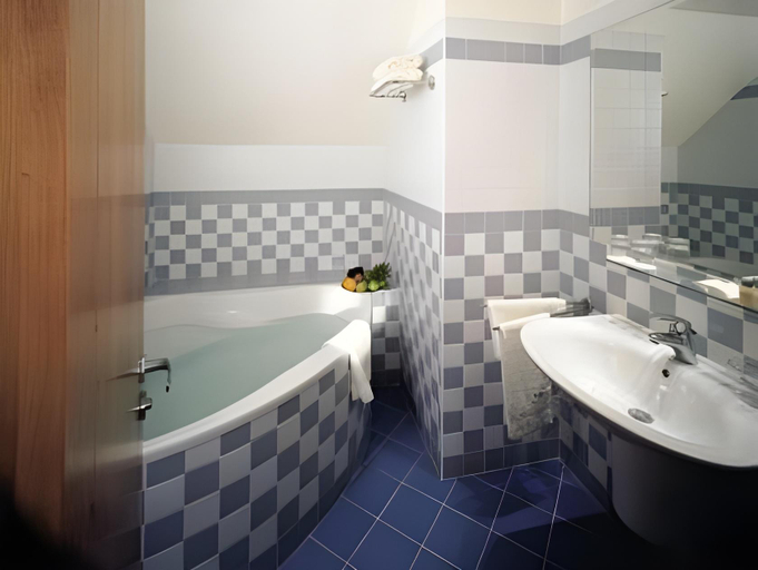 Bathroom 5, Art Hotel Prague, Praha 6
