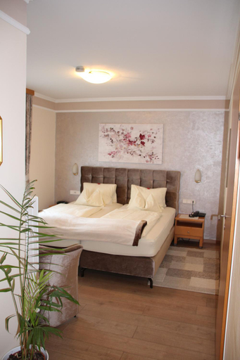 Bedroom 3, Hotel Lang, Leibnitz