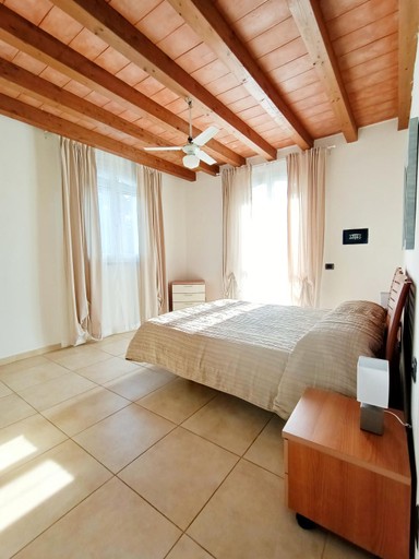 Others 2, Residenza Casa Bianca, Massa Carrara