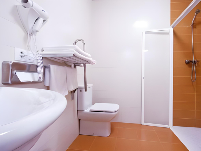 Bathroom 2, Hotel Boa Vista, Lugo
