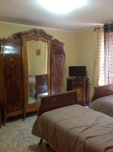 Bedroom 4, B&B Dalle Zie, Catanzaro