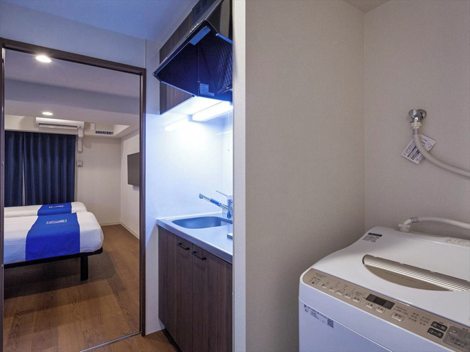Others 5, Living Inn Asahibashiekimae Premier, Naha