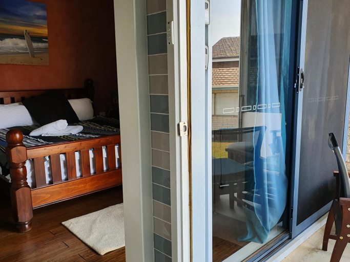 JUST-4-YOU! amazing sea views, WIFI, fully air-conditioned, king bed, Shoalhaven - Pt B