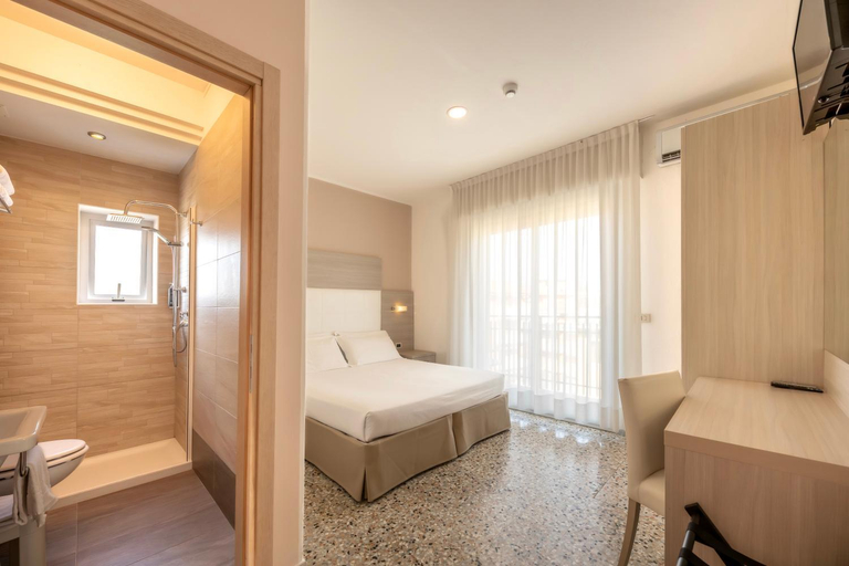 Bedroom 2, Hotel Atenea Golden Star, Venezia
