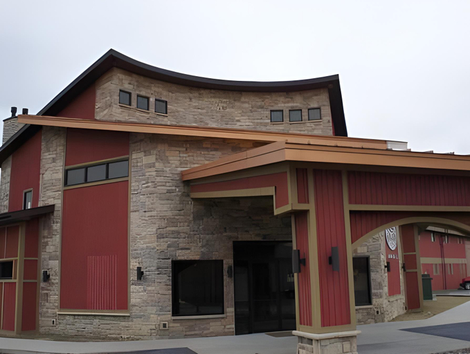 Exterior & Views, Waterbird Lakeside Inn, Porter