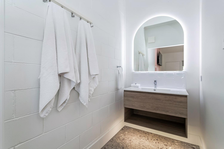 Bedroom 3, Bel Air Motel, Mackay - Pt A