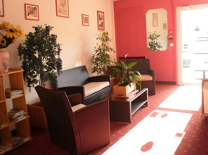 Public Area 2, Hotel De La Gare, Allier