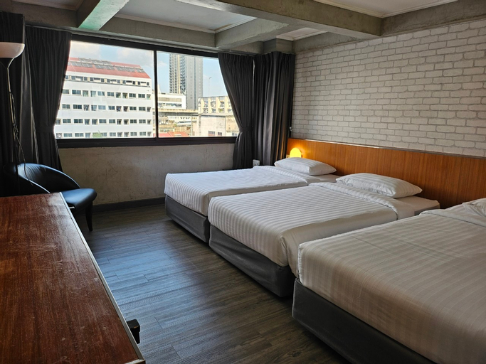 Bedroom 9