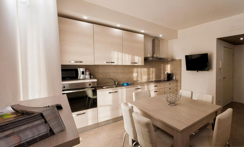 Dining Room 12
