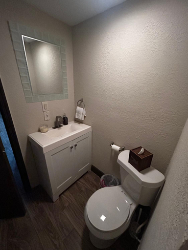 Bathroom 3, cozy studio apartment with private entrance and patio, Miami-Dade