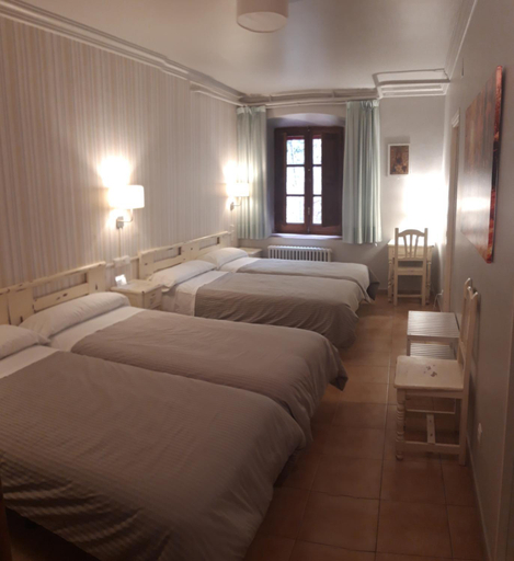 Bedroom 2, MONASTERIO de SANTA MARIA DE VALVANERA, La Rioja