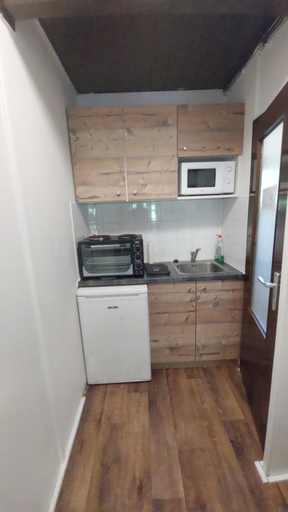 Others 5, Matrai Vandor Apartmanok, Bátonyterenye