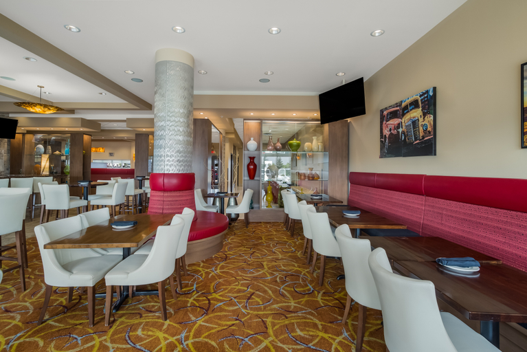 Food & Drinks 4, Hotel 11, MOD A Sonesta Collection, Division No. 6