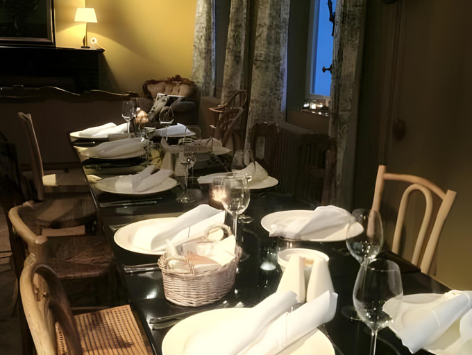 Food & Drinks 4, Villa Adelaide, Hainaut