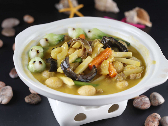 Food & Drinks 9