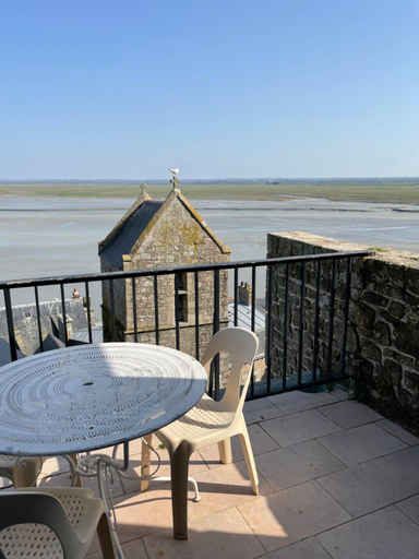 Others 5, La Vieille Auberge, Manche