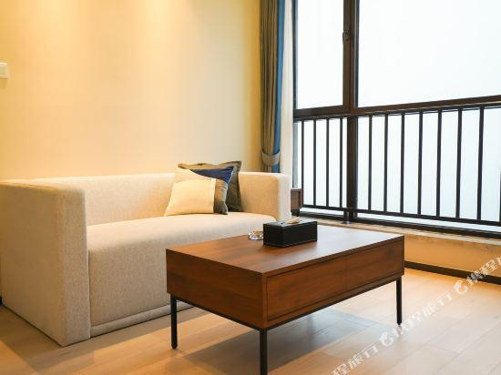 Sweetome Vacation Rentals (Qingdao Jinshatan Mingjia International), Qingdao
