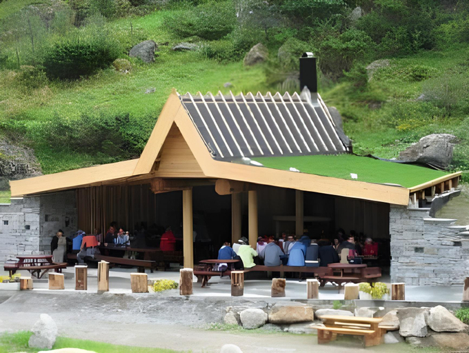 Food & Drinks 4, Briksdalsbre Fjellstove, Stryn