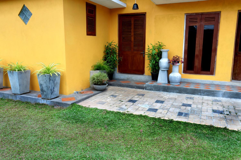 Others 3, Mitrayu, Sri Jayawardanapura Kotte