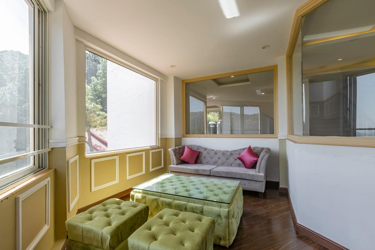 Bedroom, Pine Maderas by Embrace, Solan