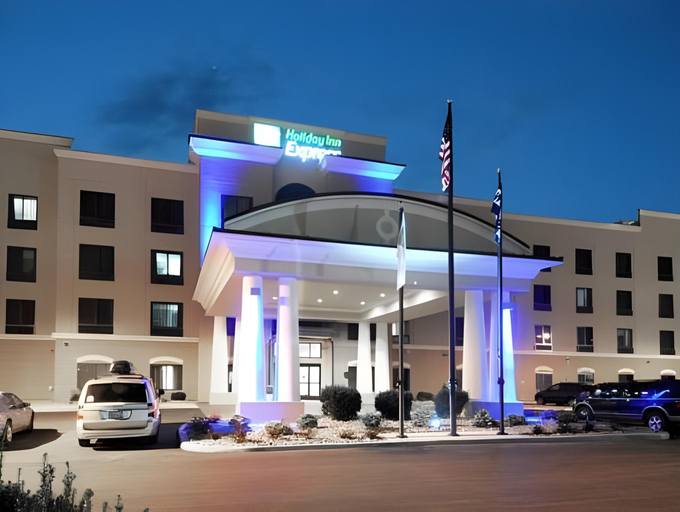 Exterior & Views 5, Holiday Inn Express SOMERSET by IHG, Somerset