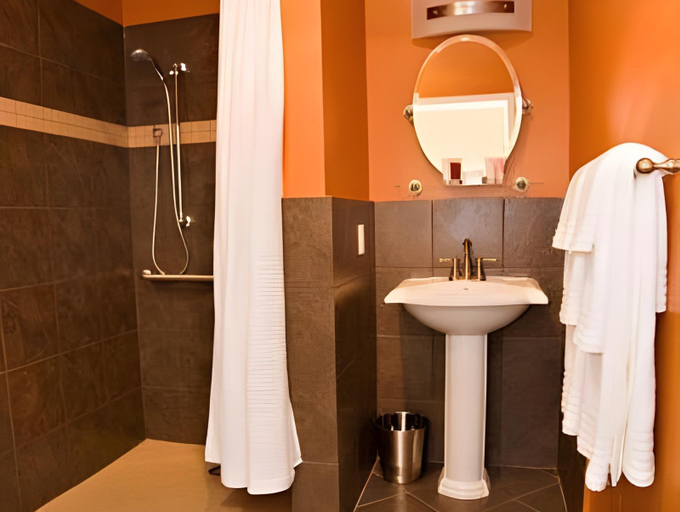 Bathroom 3, Pacific Blue Inn, Santa Cruz